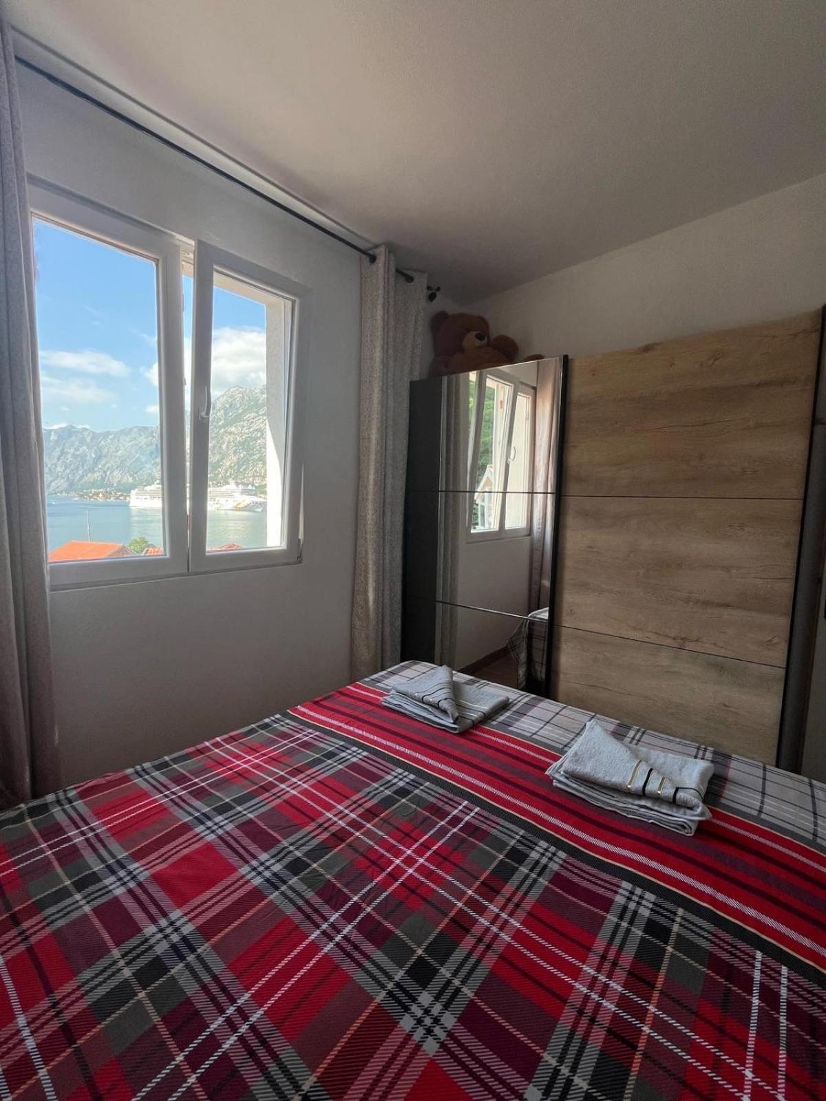 Apartamento Asija Kotor Exterior foto